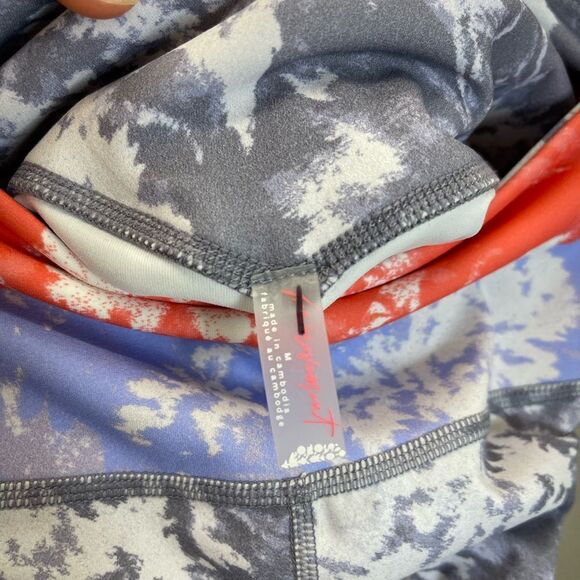 NWT Free People High-Rise Ankle Printed Wave Rider Leggings - Picture 11 of 14